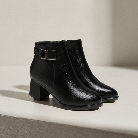 Ivy | Chic Pointed Ankle Boot