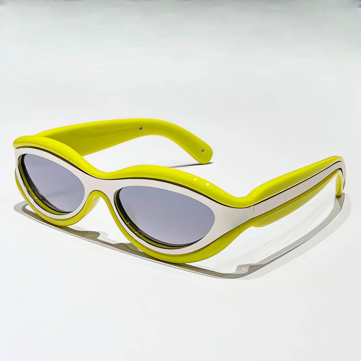 Vivienne | Milano Oval Sunglasses