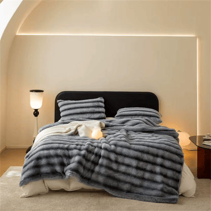 Ines | Luxe Faux Fur Home Blanket