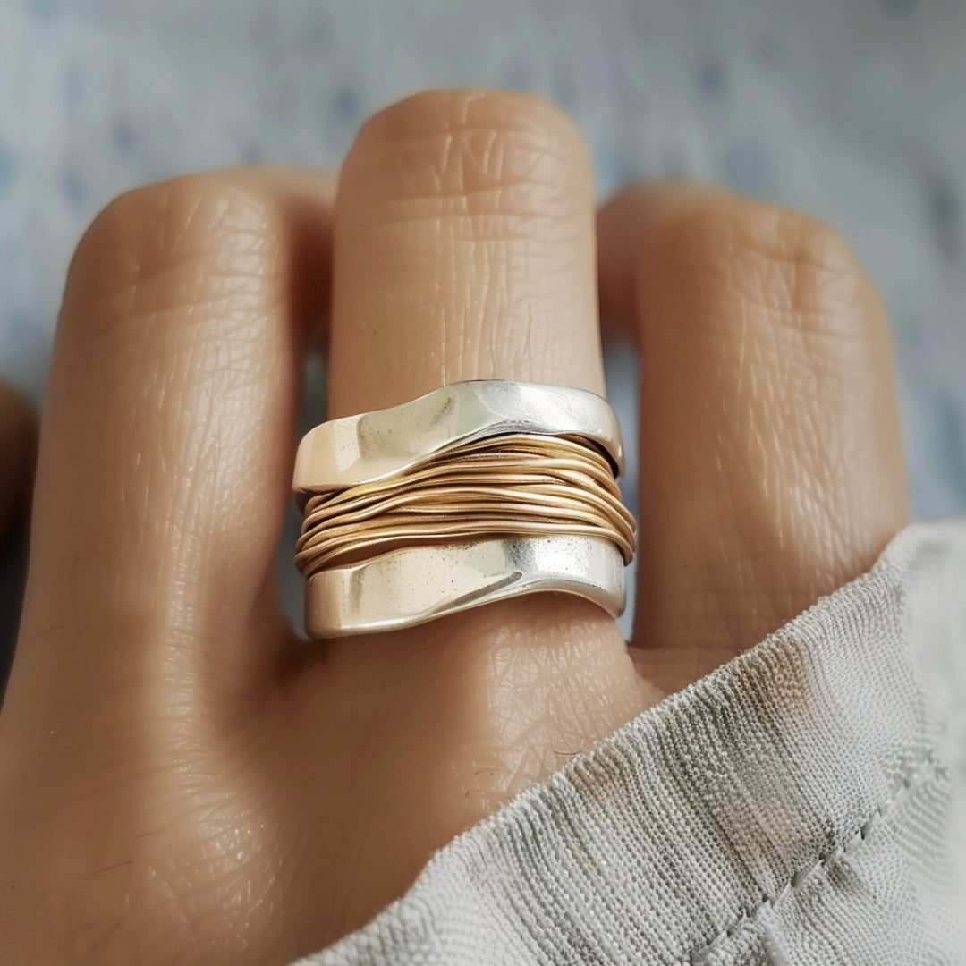 Ava | Elegant Adjustable Golden Whisper Ring