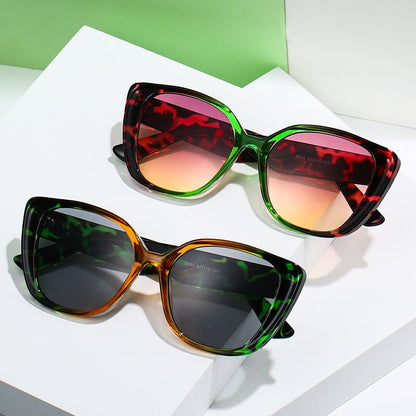 Vivienne | Chic Oversized Sunglasses