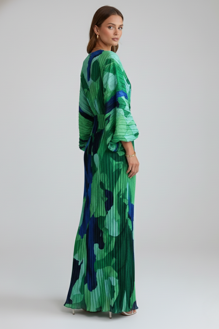 Lila | V-Neck Pleated Maxi Dress