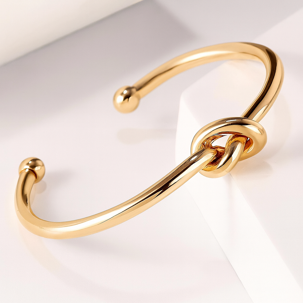Elodie | Elegant Knot Bracelet