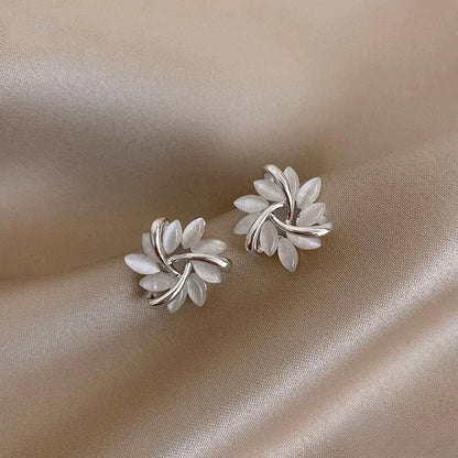 Elegant Gold Earrings for Women with Opal Flower Motifs