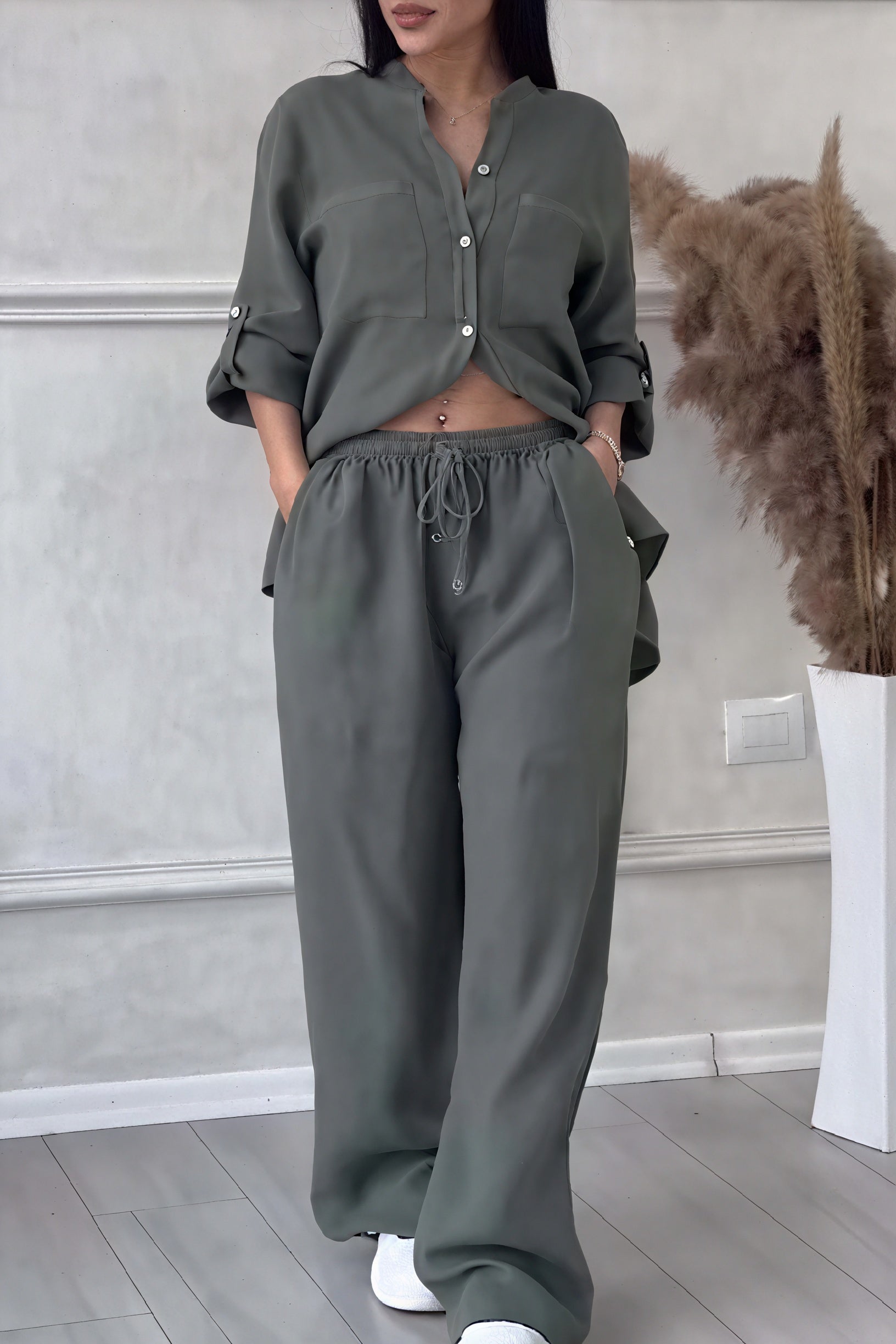 Ella | Relaxed Elegant Two-Piece Women's Outfit Set