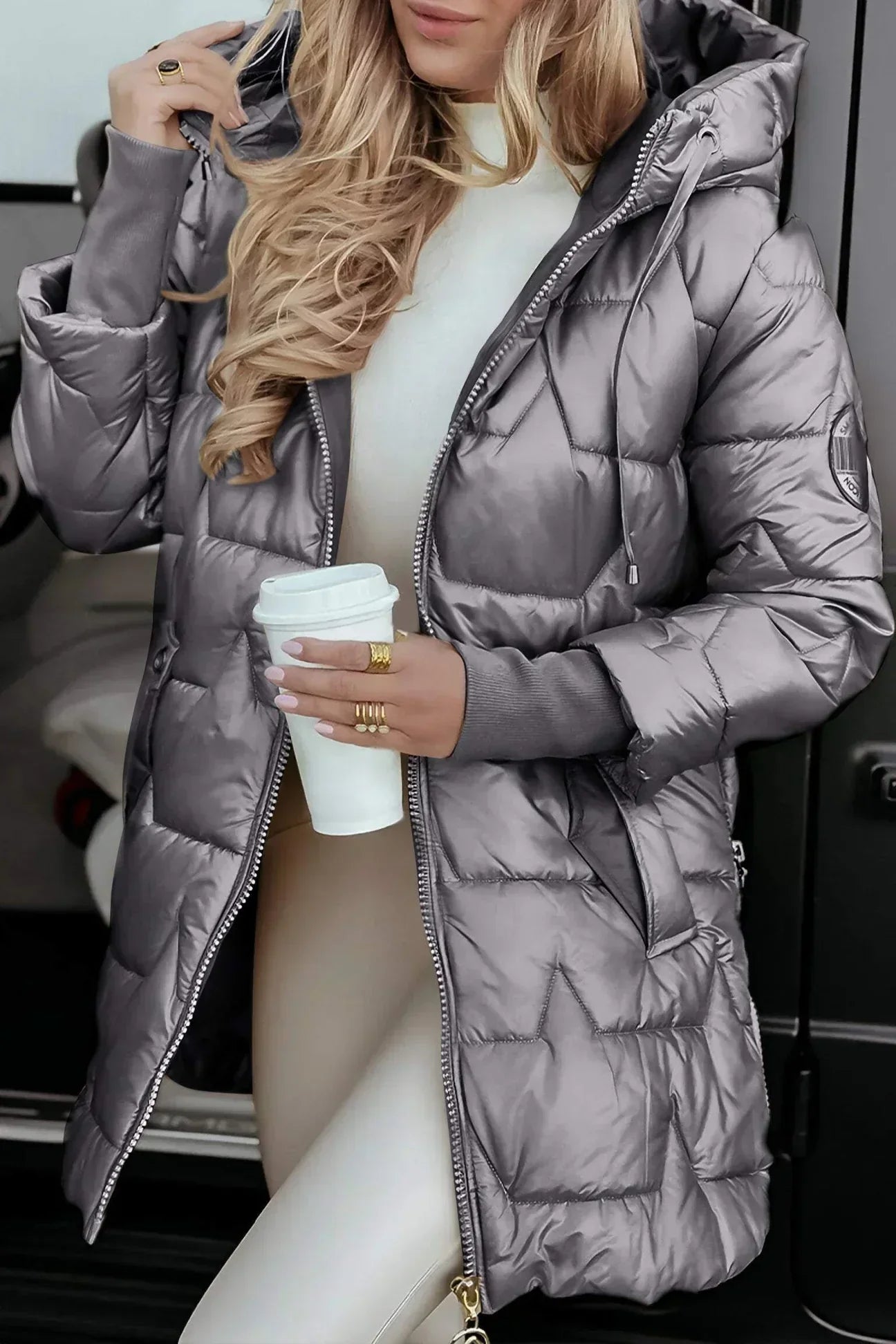 Ella | Stylish Long Puffer Jacket with Spacious Hood