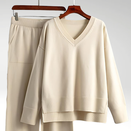 Emily | Cozy Relaxed V Neck Lounge Set