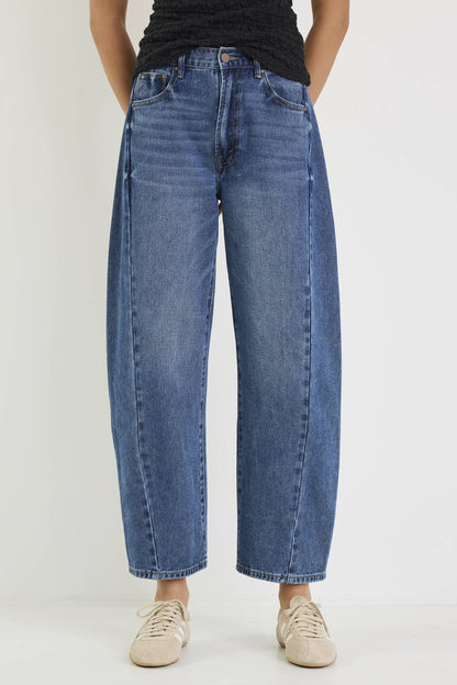 Ethan | Chic Mid Rise Barrel Jeans