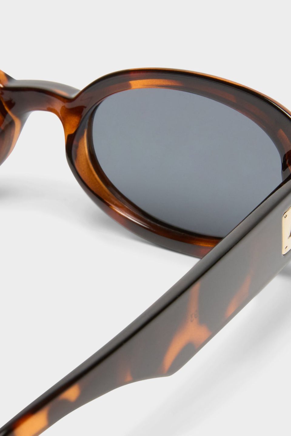 Ethan | Stylish Dark Tort Polarized Sunglasses