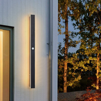 Luminara | Sleek Modern Black Metal Outdoor Wall Light Fixture