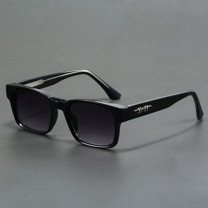 Freya | Retro-Inspired Fashion Shades