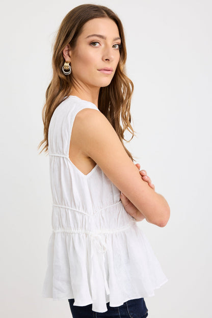 Mia | Chic Relaxed Sleeveless Linen Top