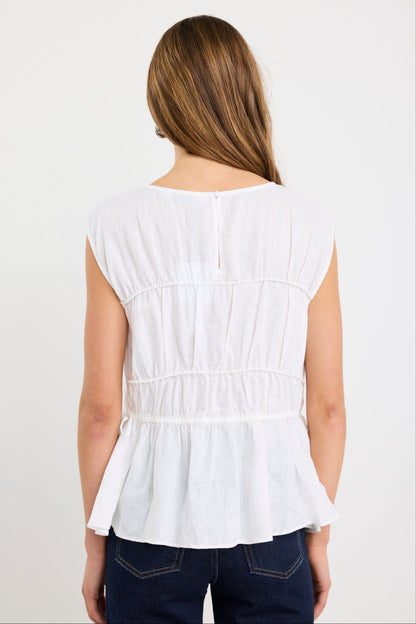 Mia | Chic Relaxed Sleeveless Linen Top