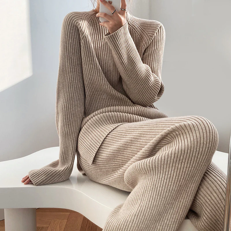 Mia | Cozy Ribbed Knit Sweater and Wide-Leg Pants Set