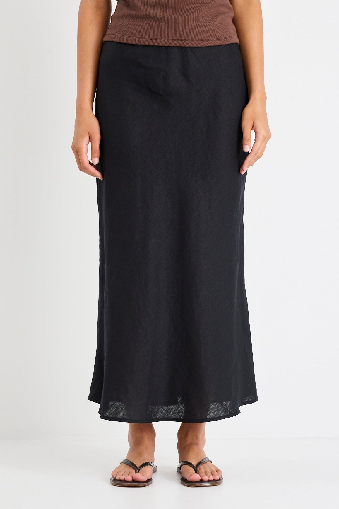 Mia | Elegant Black Linen Midi Skirt