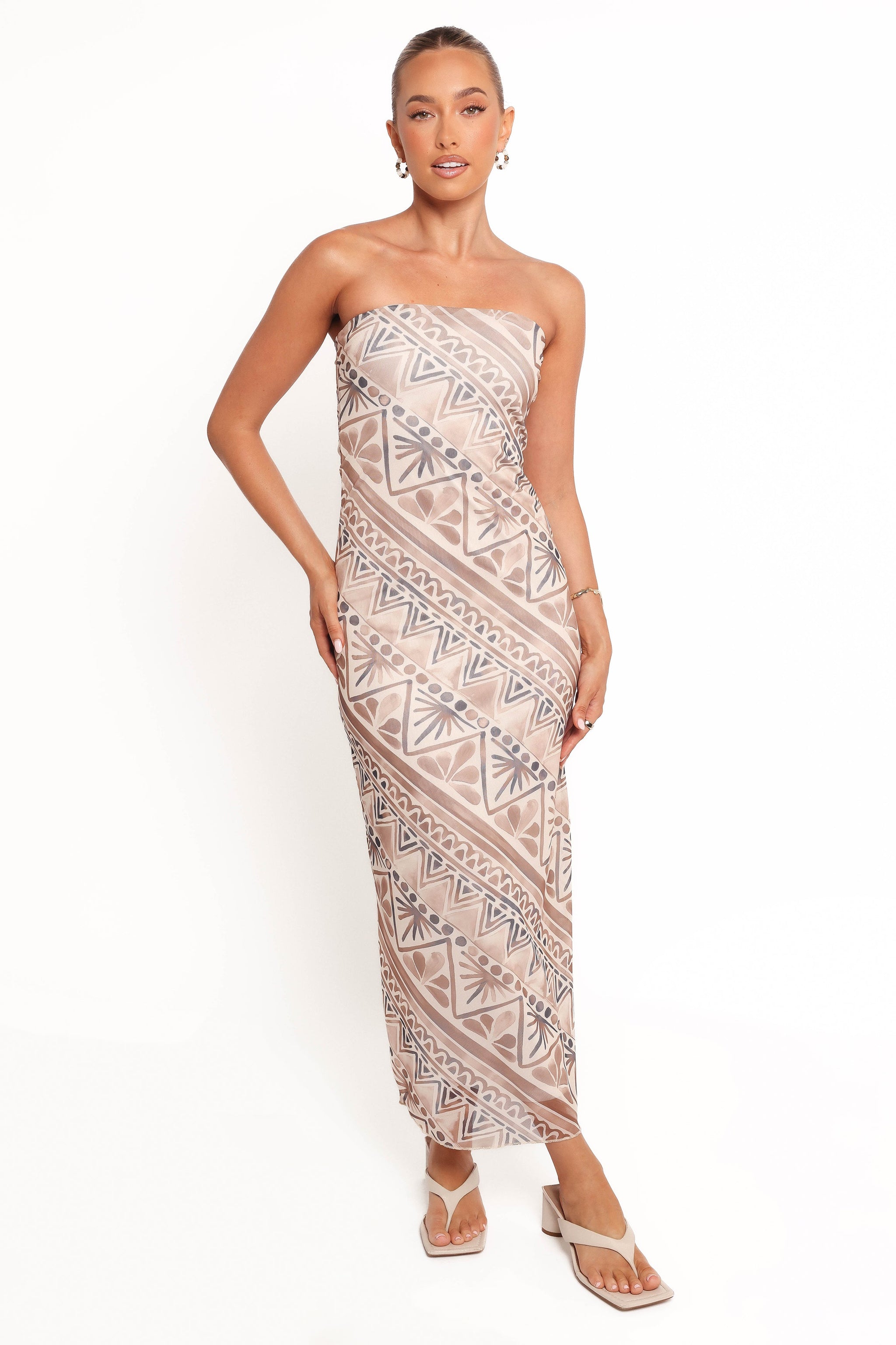 Mia | Elegant Chic Strapless Midi Dress