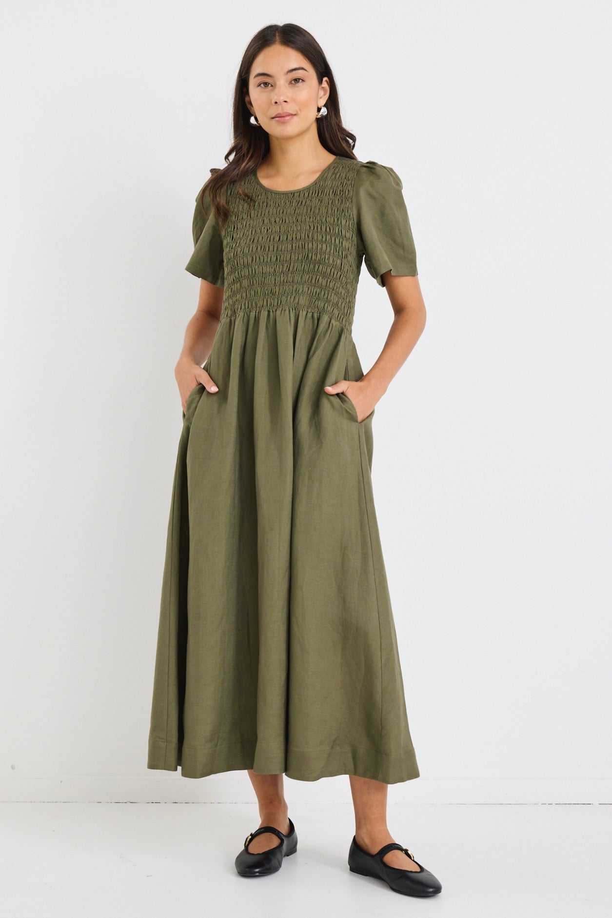 Mia | Elegant Khaki Midi Dress