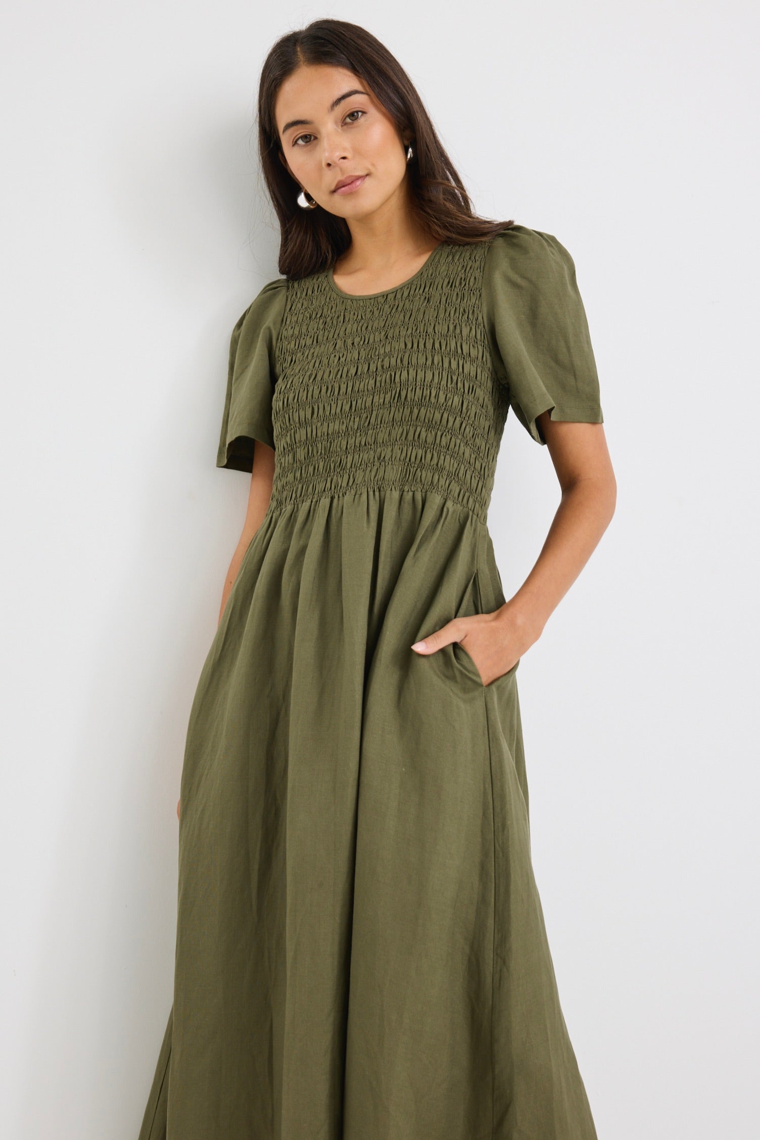 Mia | Elegant Khaki Midi Dress