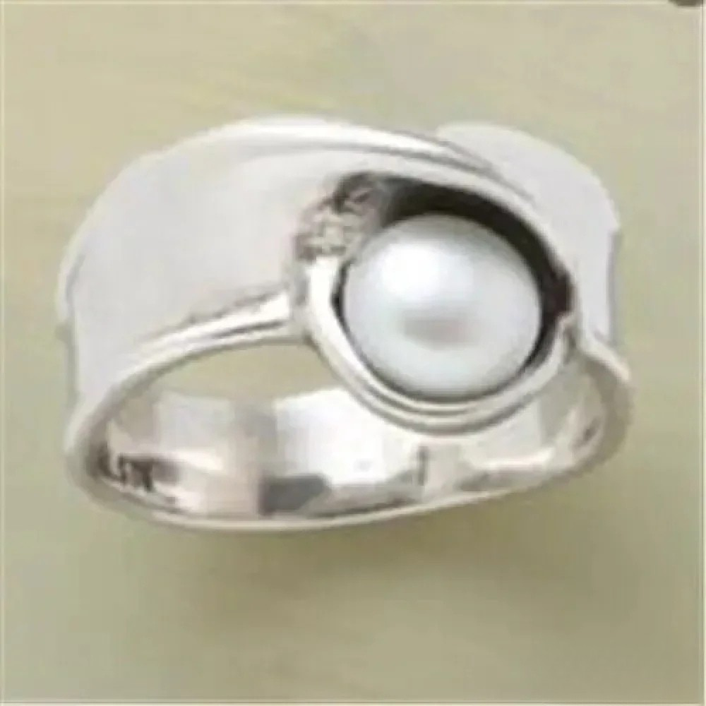 Mia | Elegant Retro Inlaid Pearl Ring
