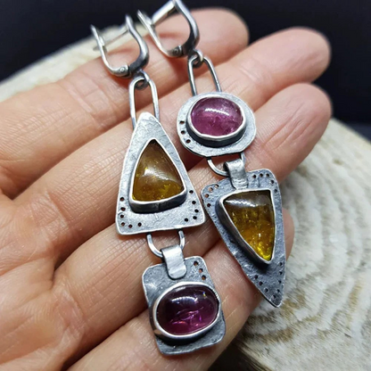 Mia | Elegant Retro Triangular Geometric Earrings