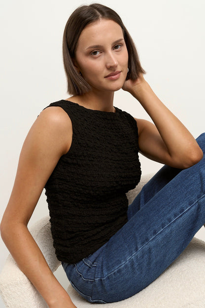 Mia | Elegant Sleeveless Black Lace Top