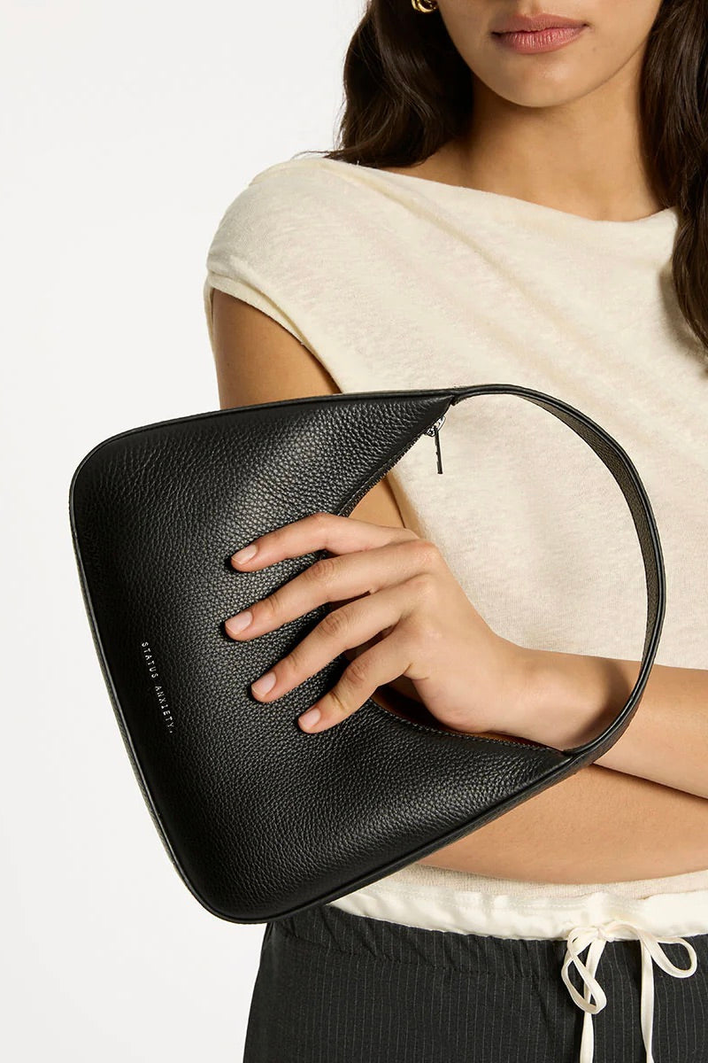 Mia | Elegant Structured Shoulder Bag