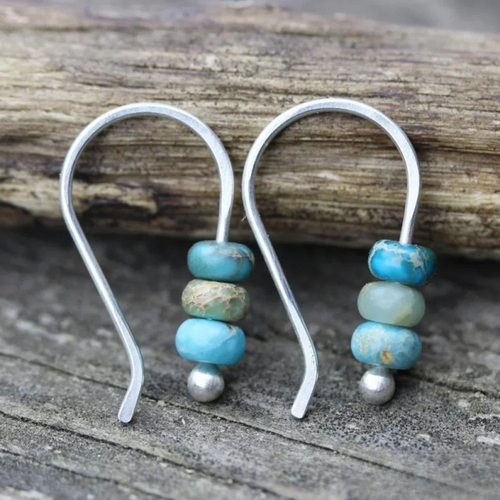 Mia | Elegant Turquoise Pearl Earrings