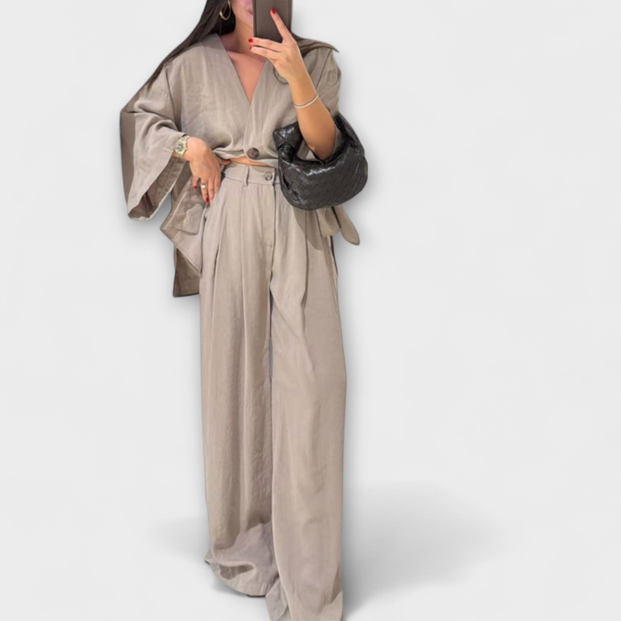 Mia | Stylish Casual V-Neck Top and Pants Set