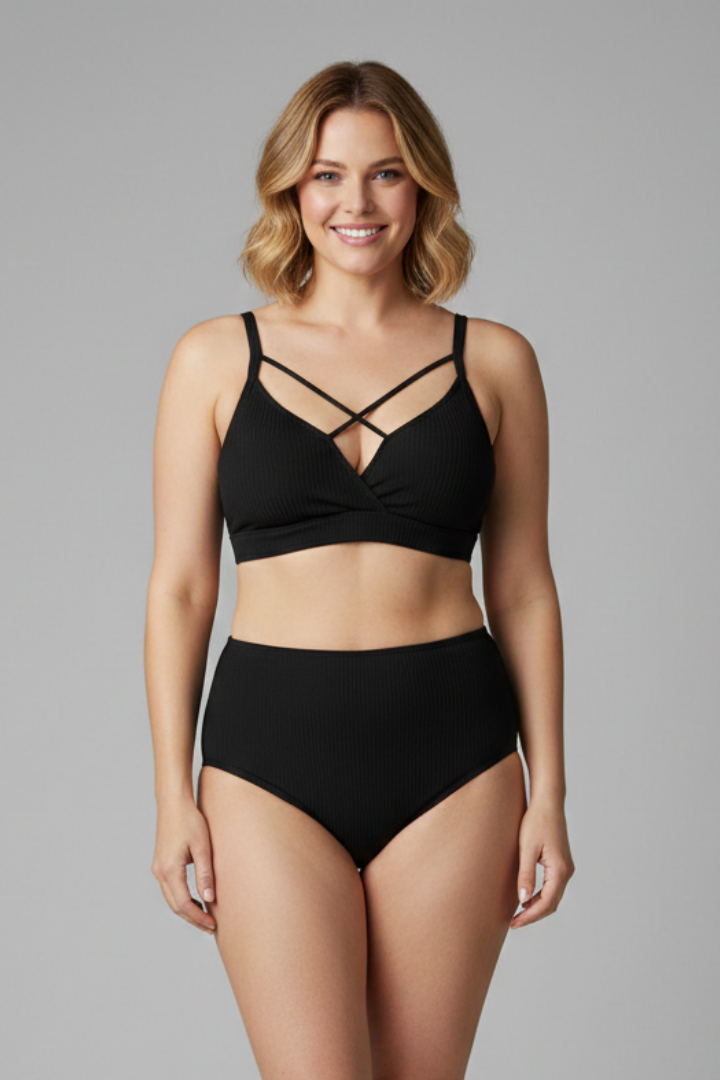 Luna | Strappy Plus Size Bikini Set