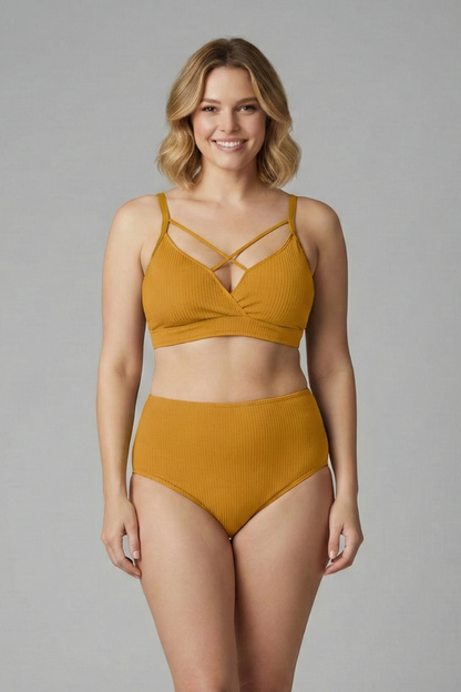 Luna | Strappy Plus Size Bikini Set