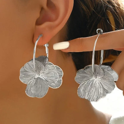 Sidonie | Elegant Floral Earrings