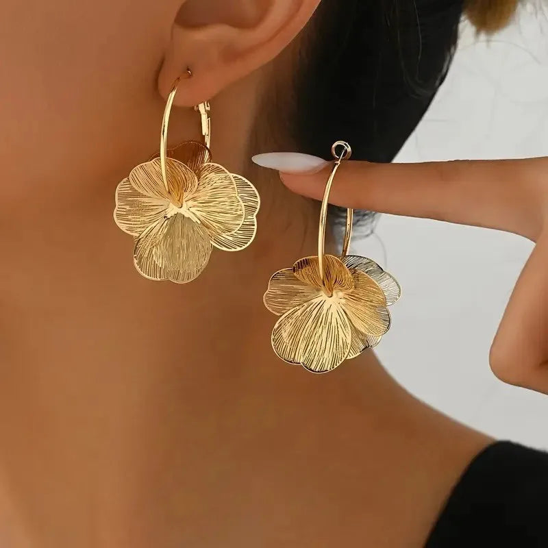 Sidonie | Elegant Floral Earrings