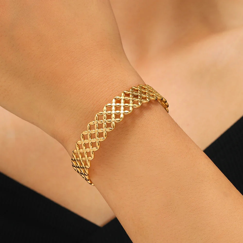 Florence | Elegant Cuff Bracelet