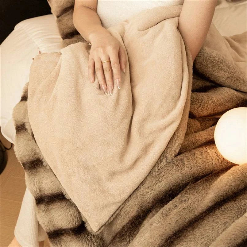Ines | Luxe Faux Fur Home Blanket