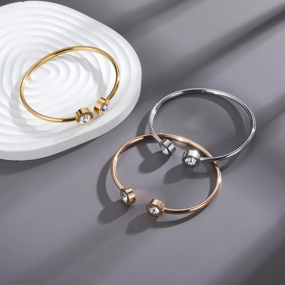 Francesca | Elegant Eclipse Bracelet