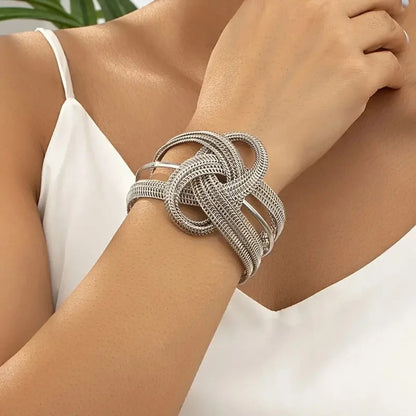 Penelope | Elegant Eclipse Bracelet