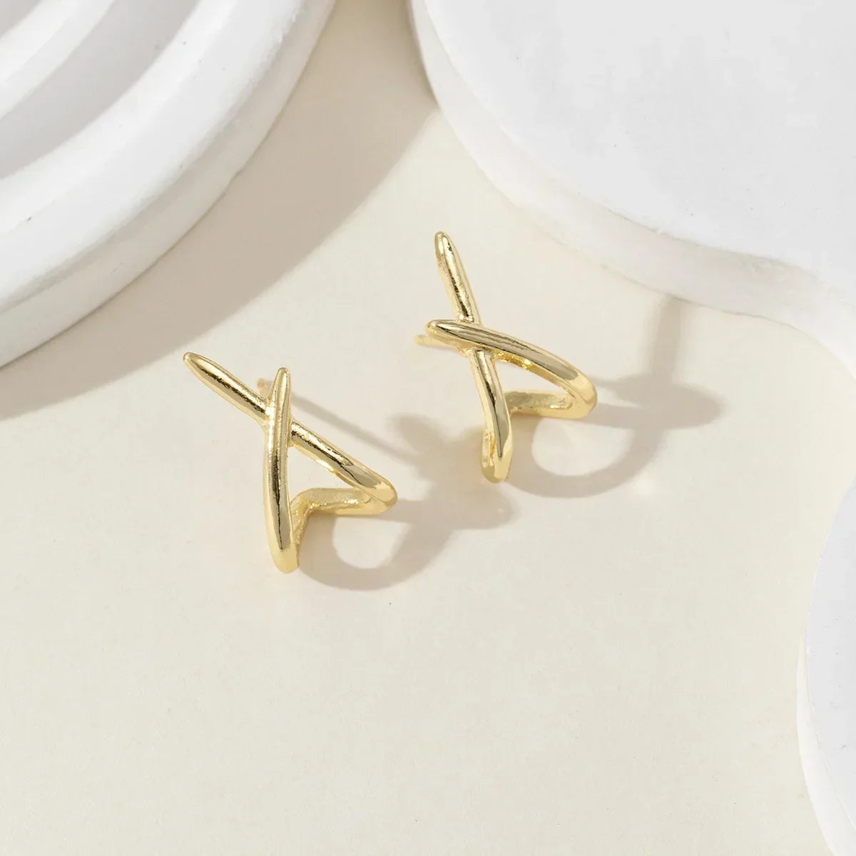Guinevere | Elegant Axis Earrings