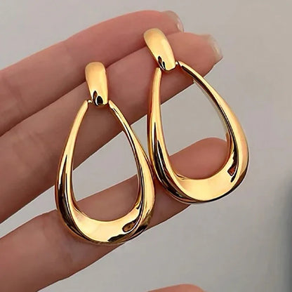 Ines | Elegant Drop Earrings