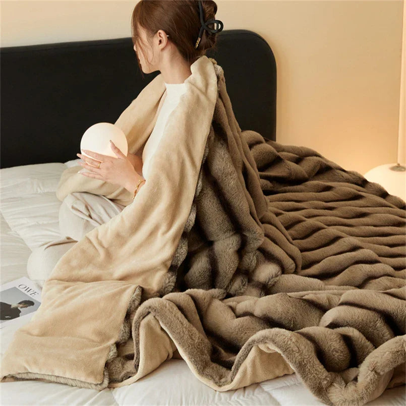 Ines | Luxe Faux Fur Home Blanket