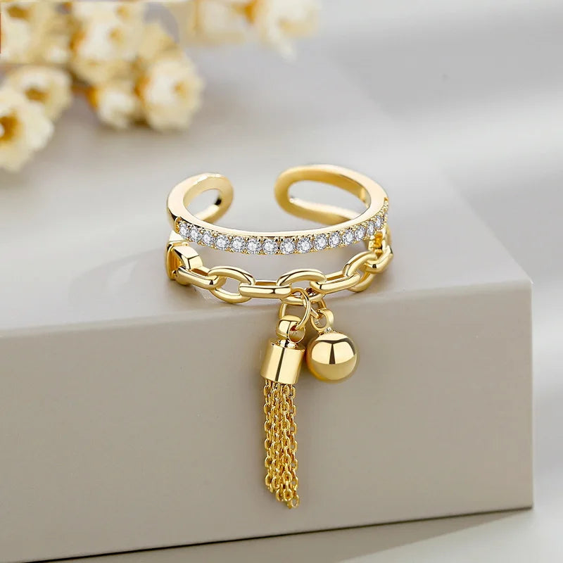 Lavinia | Elegant Cascade Ring