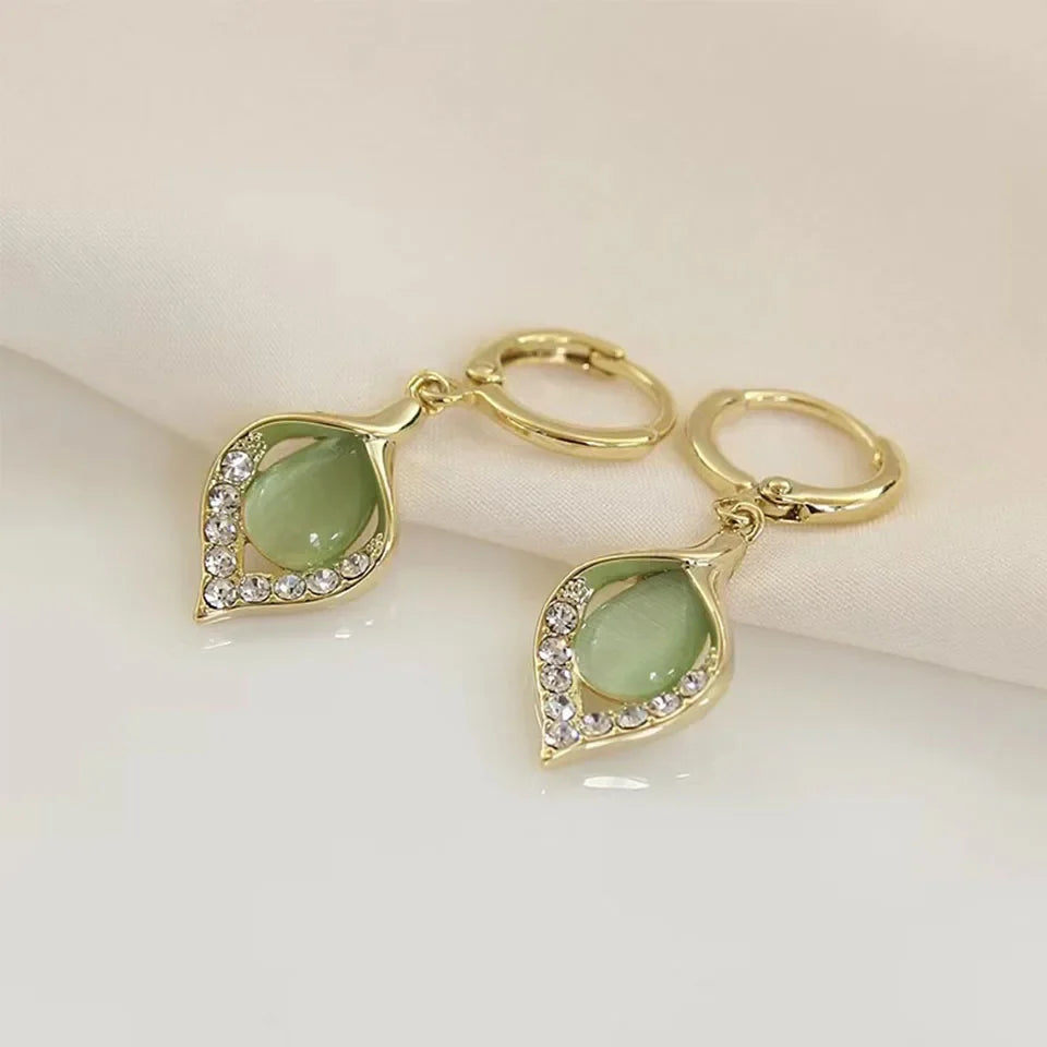 Verena | Elegant Pearl Drop Earrings
