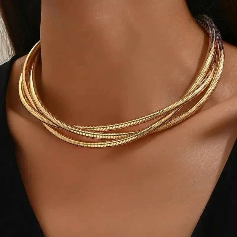 Lucille | Elegant Twist Necklace
