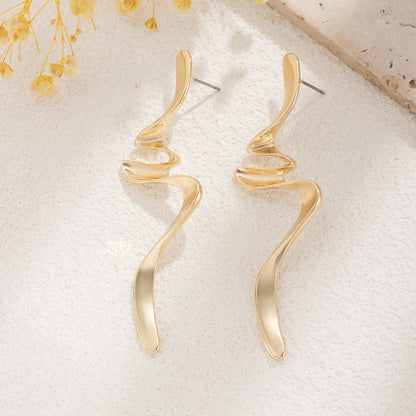 Paloma | Elegant Drop Earrings