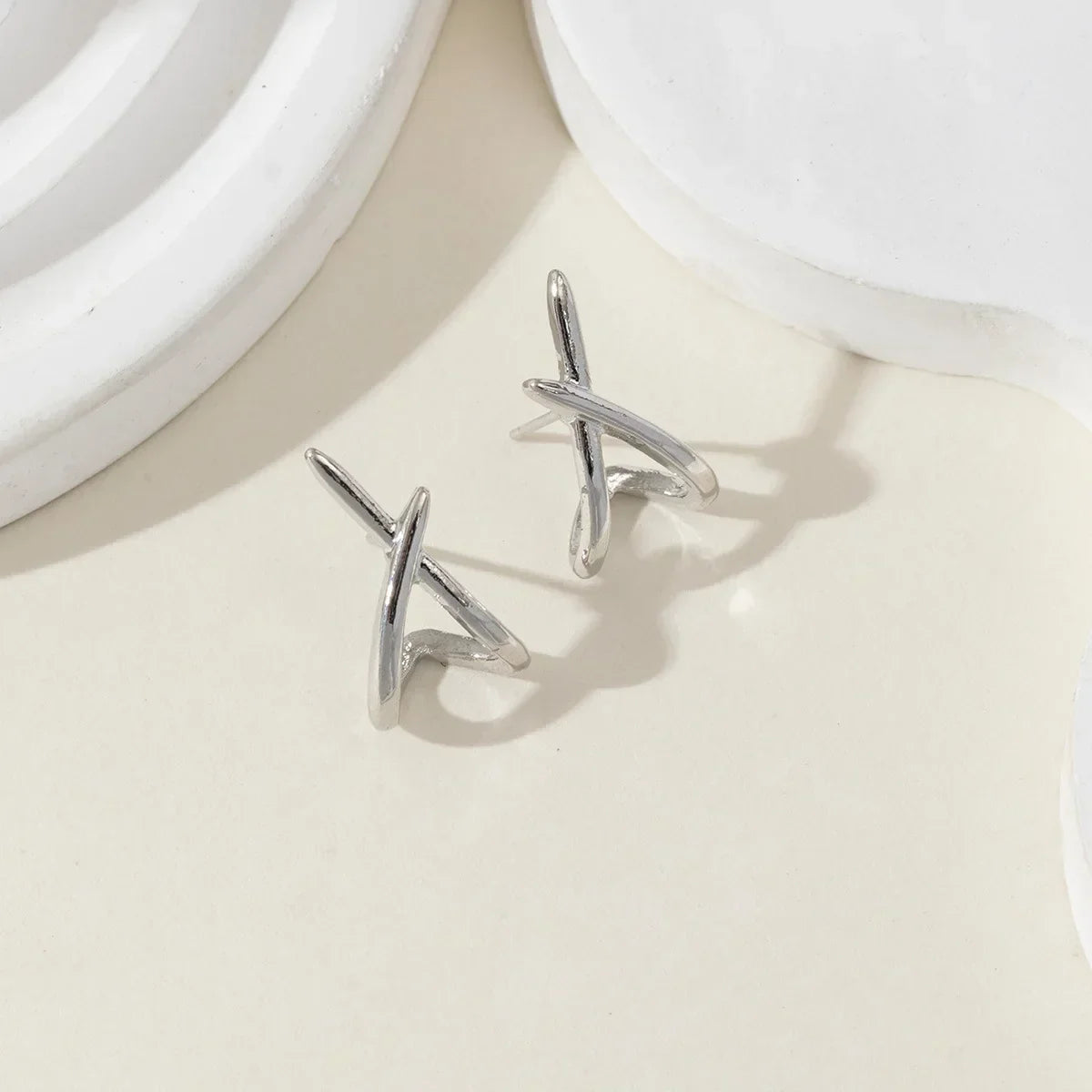 Guinevere | Elegant Axis Earrings