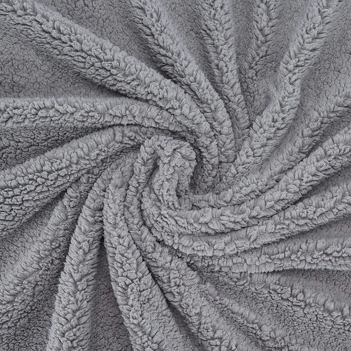 Saskia | Plush Faux Fur Throw Blanket