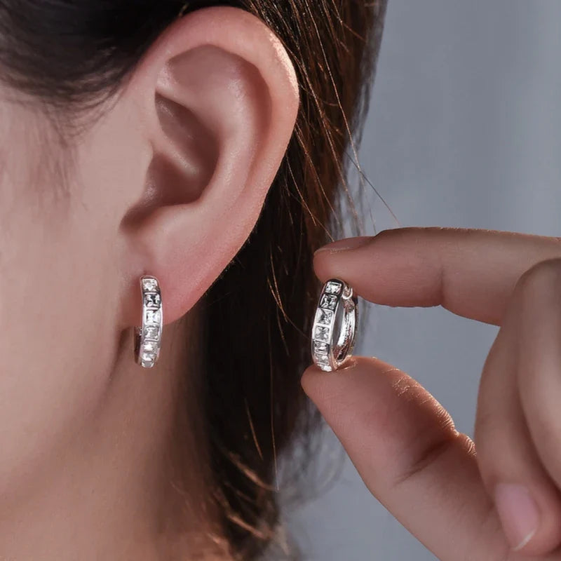 Livia | Elegant Silver Earrings