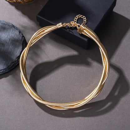 Lucille | Elegant Twist Necklace