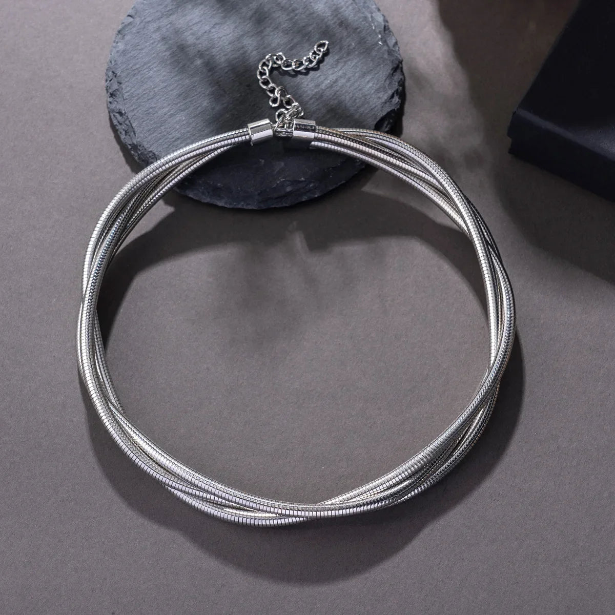 Lucille | Elegant Twist Necklace