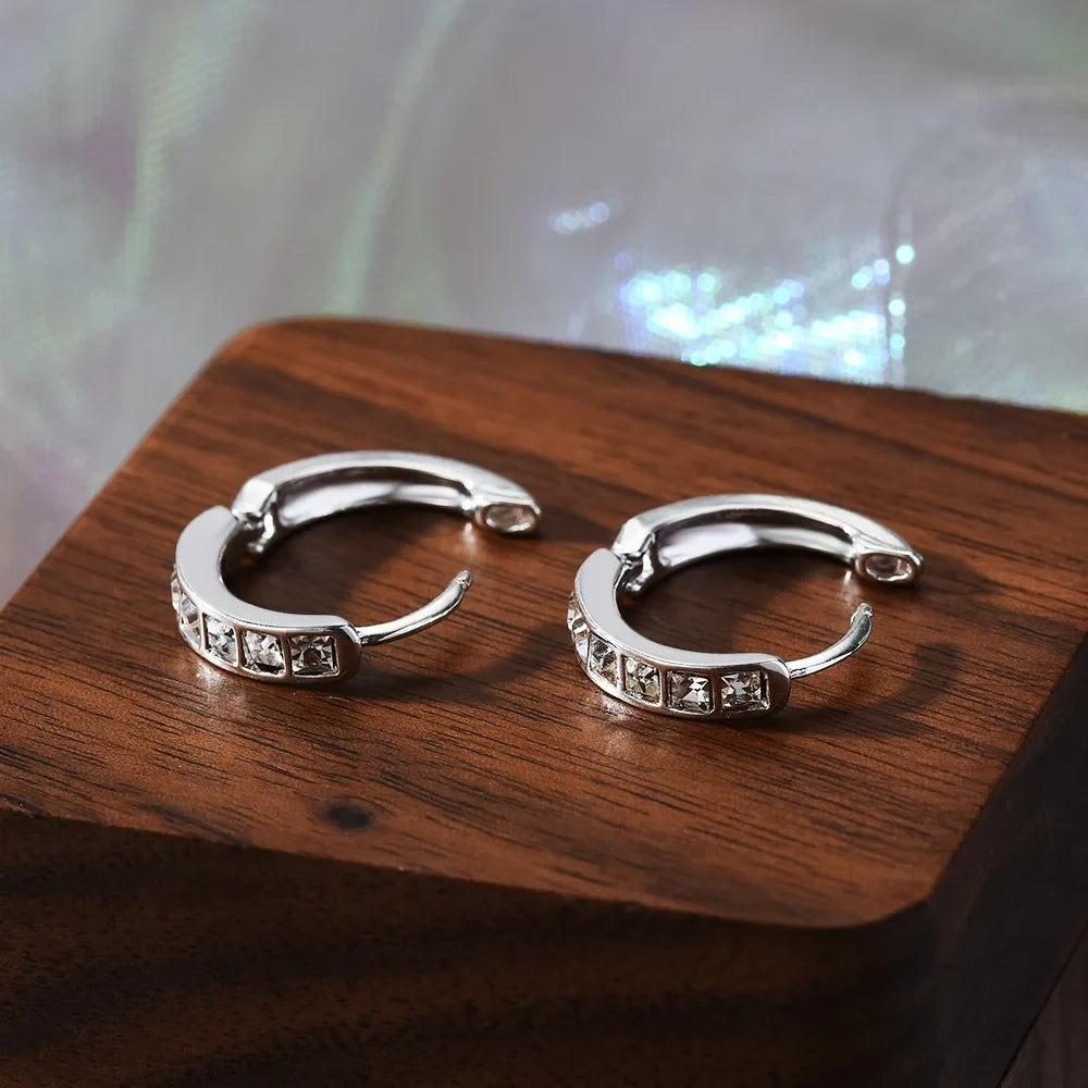 Livia | Elegant Silver Earrings