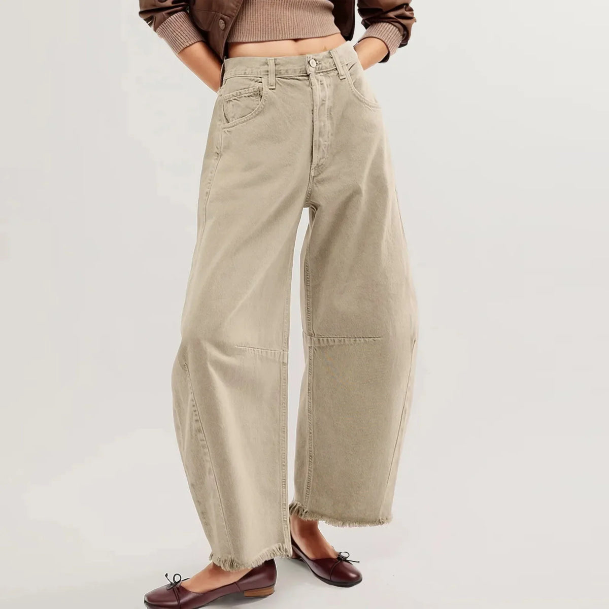 Freya | Distressed High-Rise Jeans